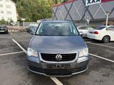 Volkswagen Touran 1.6 Trendline - Volkswagen mit LPG-Antrieb: Kleinbus