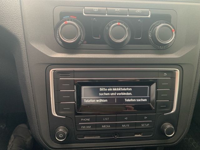 Fahrzeugabbildung Volkswagen Caddy Kasten Kurz 2.0 TDI KLIMA RADIO PDC REGALS