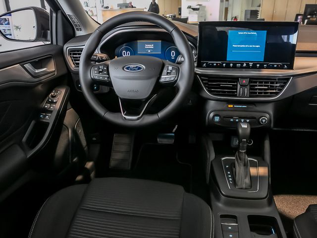 Ford Focus 1.0 Titanium X Intelligent Drive Assist