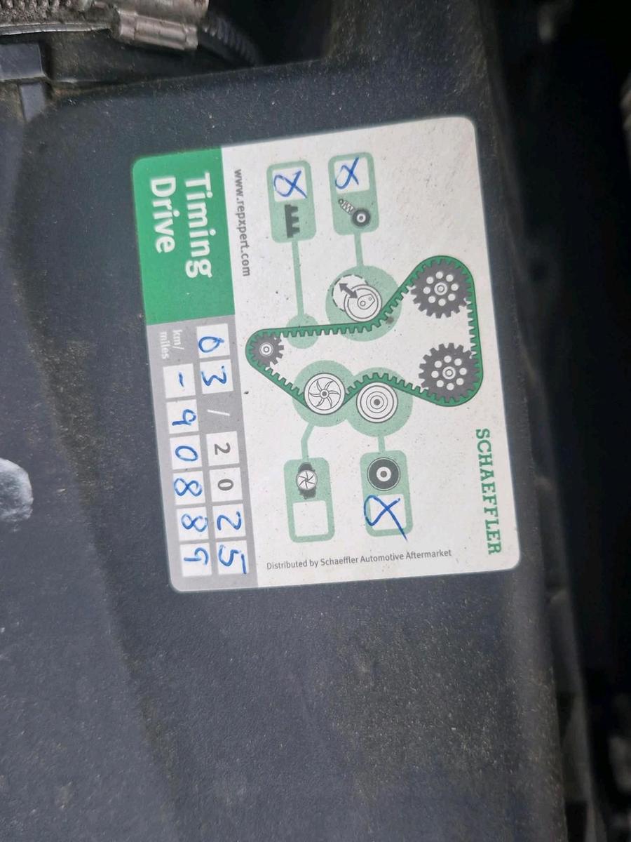 Opel Astra 2009 — photo 8