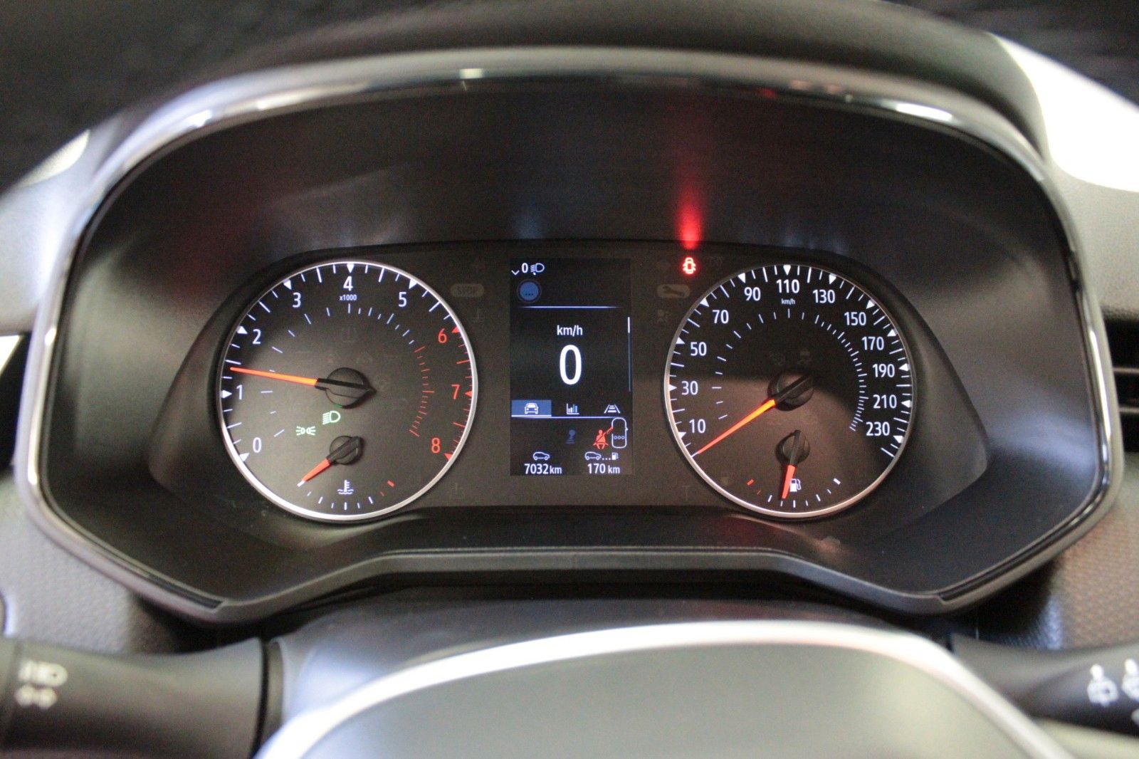 Fahrzeugabbildung Renault Clio TCe 90 Evolution *Style*&*Safety-Paket*