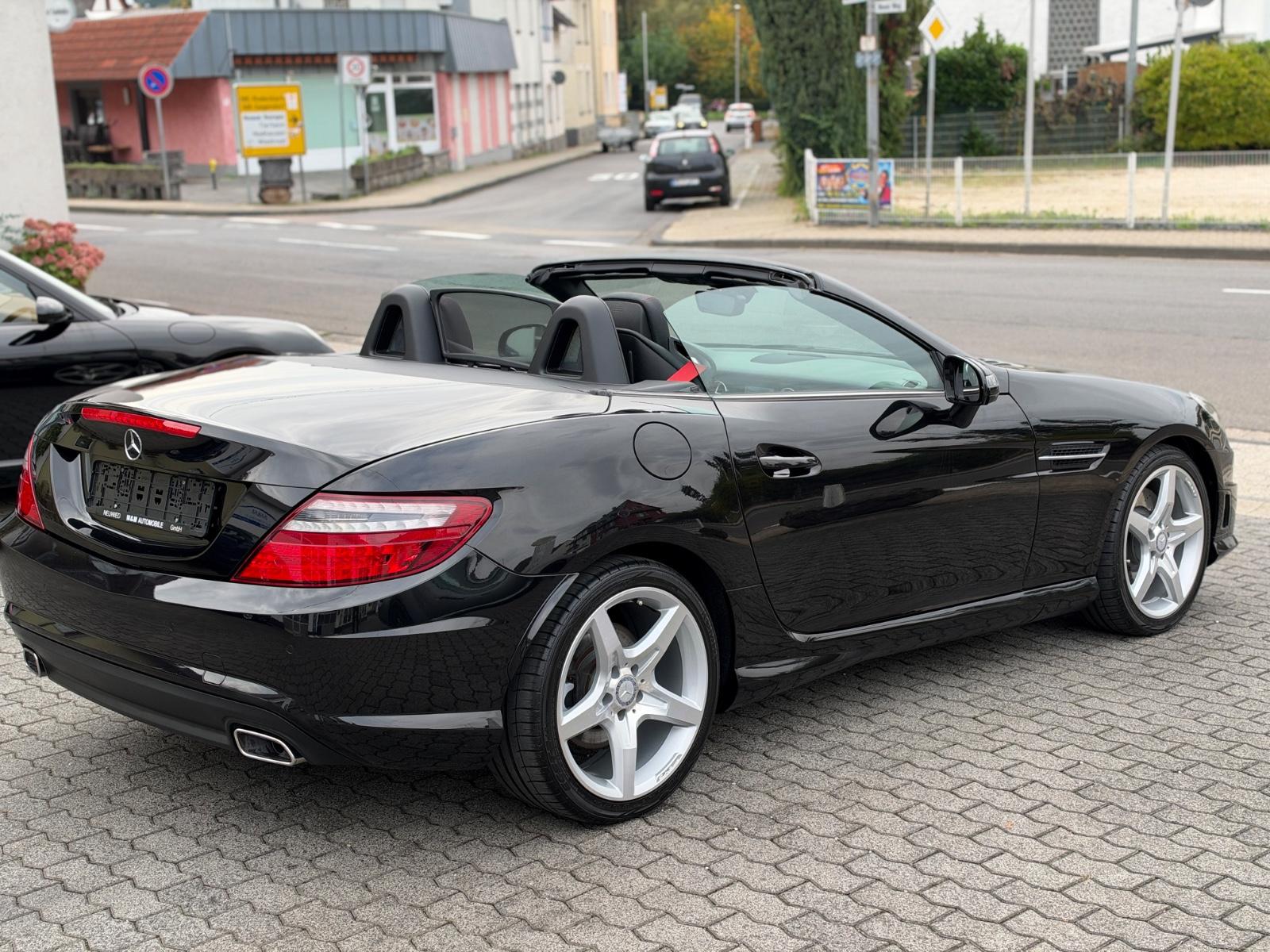 Mercedes-Benz SLK 350 V6 AMG-Line AirScarf 2.Hd Navi ILS Leder