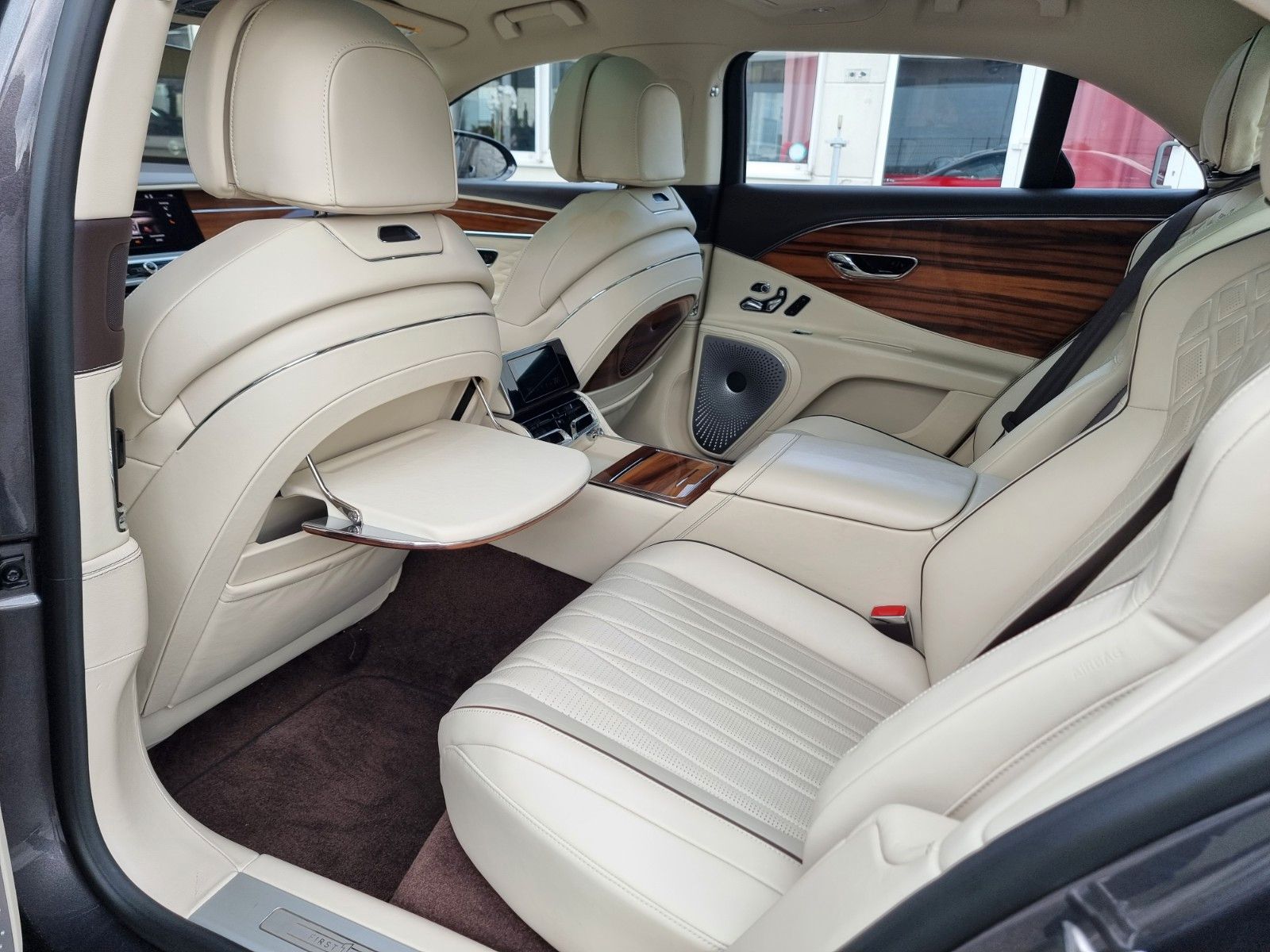 Fahrzeugabbildung Bentley Flying Spur 6.0 W12/Full options!/UPE 340tEuro