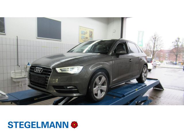 Audi A3 Sportback 1.2 TFSI attraction *Navi*AHK*Sitzh