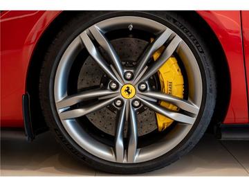 2022 Ferrari 296 GTB — миниатюра 14