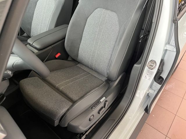 Fahrzeugabbildung Volkswagen ID.3 Neo 58 kWh STYLE NAV PANO AHK