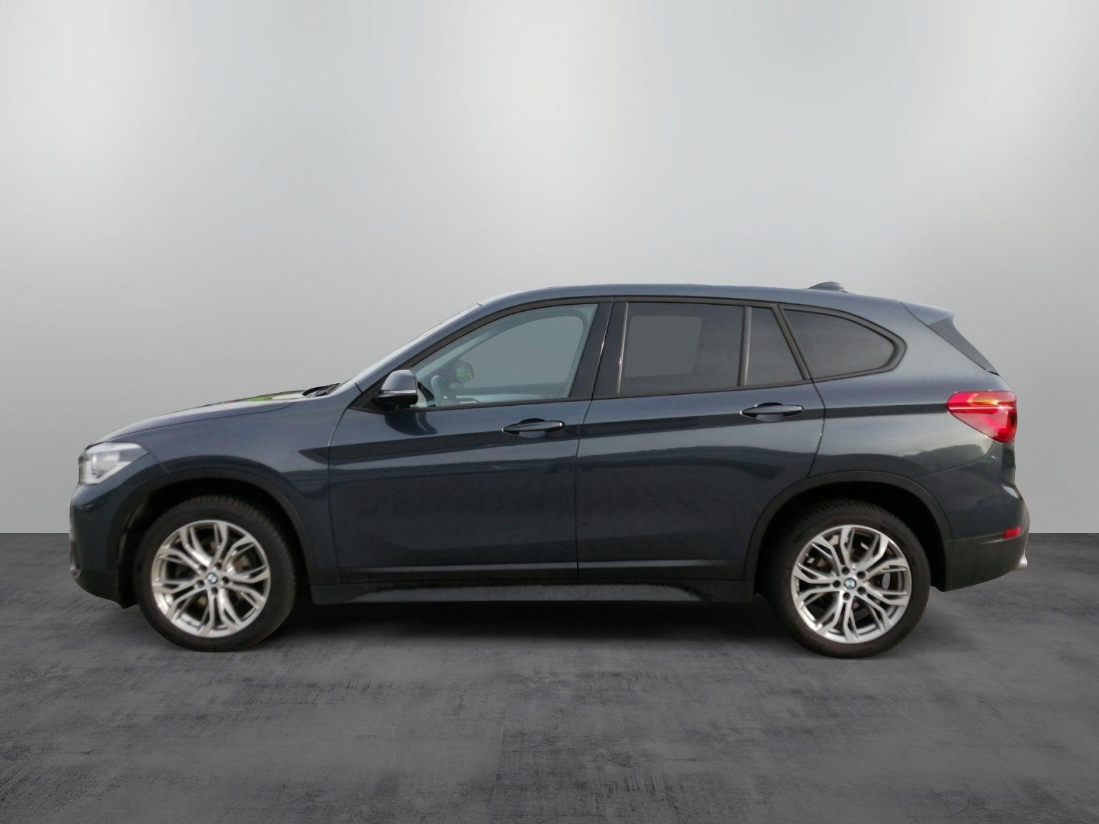 BMW X1 SDrive 18i PDC Navi LED elkt. Heck Sitzhzg BT