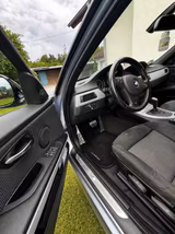 BMW 330i - Facelift M Paket - BMW 330: M Paket