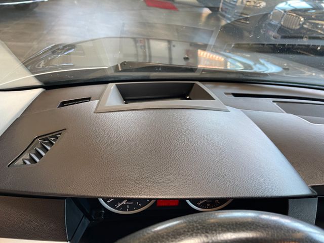 BMW 530 Touring 530d xDrive *HUD*NAVI*LEDER*PANO*SZH