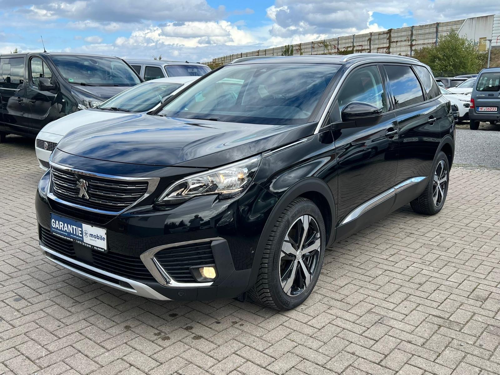 Peugeot 5008 Allure 7Sitzer Navi Klimaautomatik Panorama
