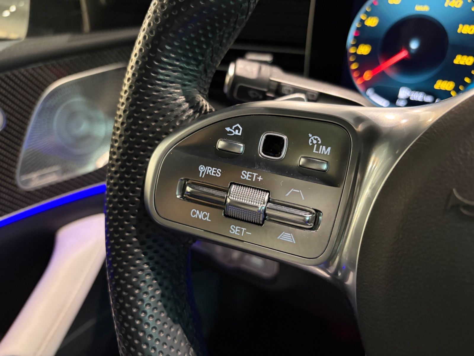 Mercedes-Benz GLE 350 de 4M AMG 360 AHK BURM PANO HUD DISTRO foto 14