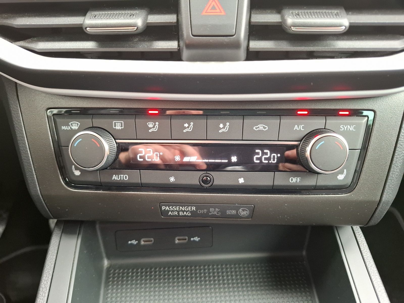 Fahrzeugabbildung SEAT Ibiza TSI Style LED AID GRA RFK SH LM