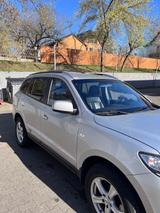 Hyundai SANTA FE 2.2 CRDi GLS 4WD GLS - Hyundai Santa Fe GLS mit Diesel-Antrieb