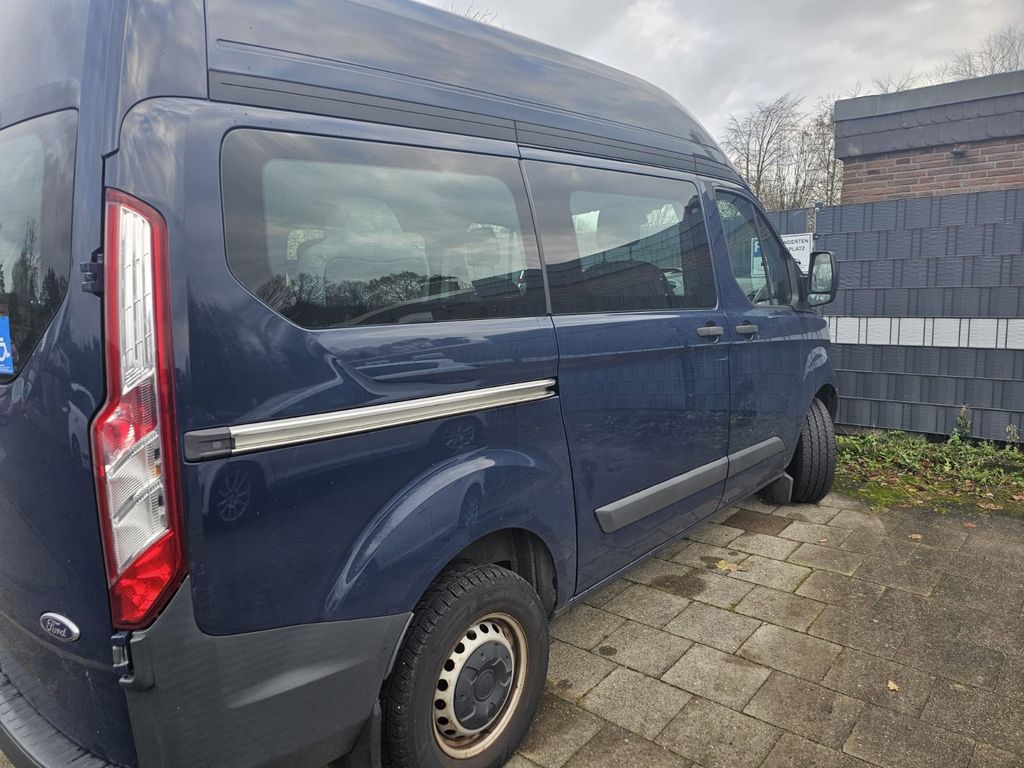 Image of Ford Transit Custom