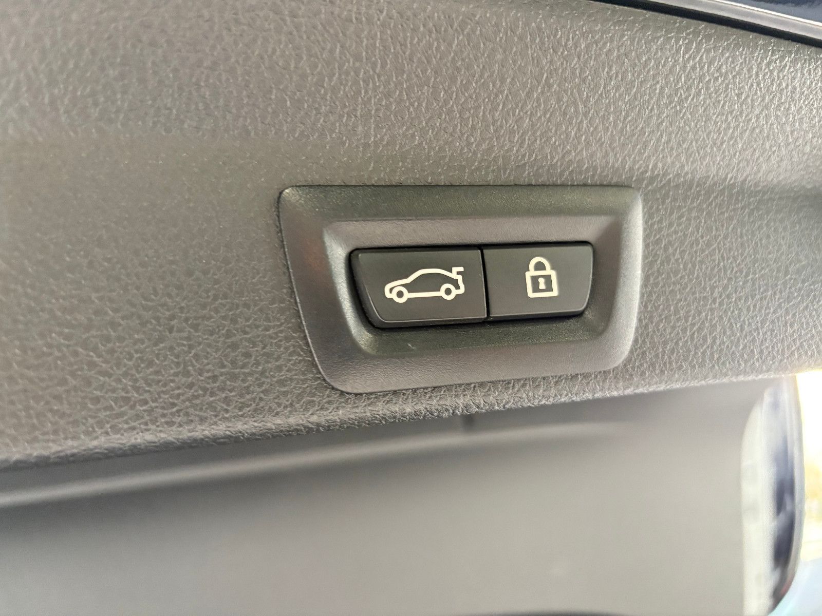 Fahrzeugabbildung BMW 420 i Gran Coupe xDrive M-Paket/HEAD-UP/MEMORY/