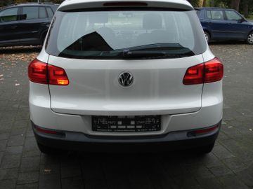 Volkswagen Tiguan - 5