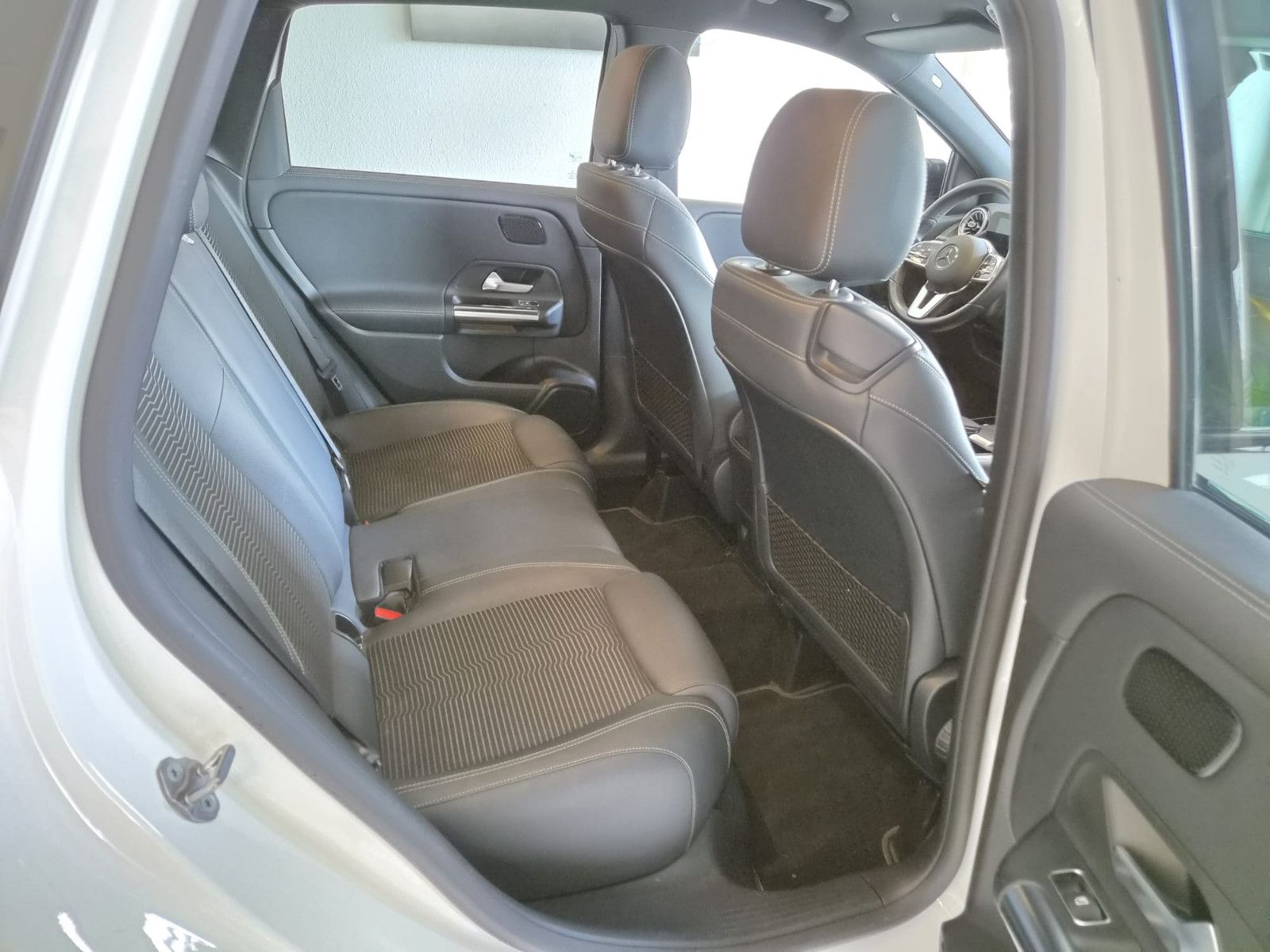 Fahrzeugabbildung Mercedes-Benz B 200d /Automatik/LED/Kamera/NAVI/GARANTIE