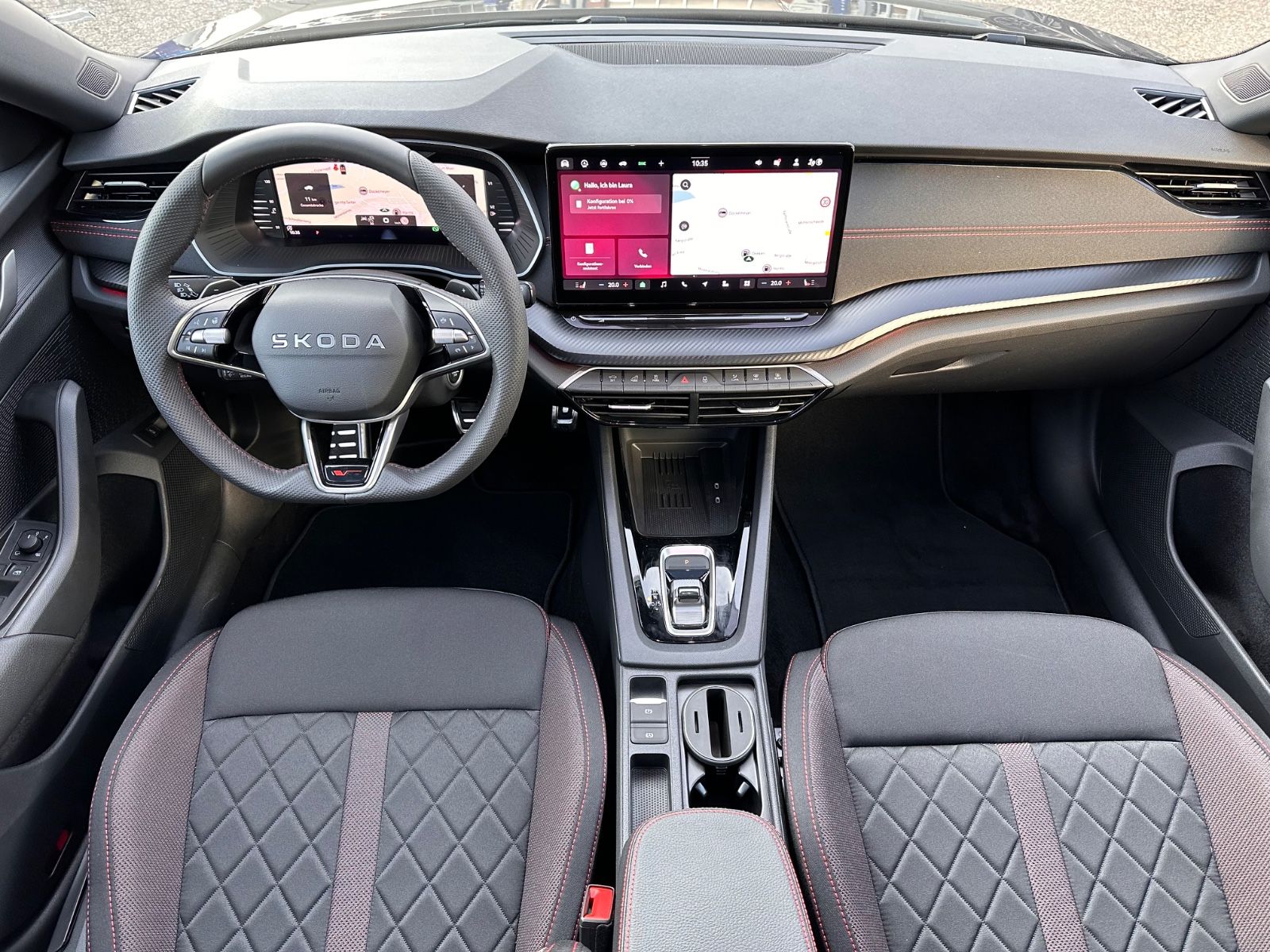 Fahrzeugabbildung SKODA Octavia Combi RS 2.0 TSI Matrix/Pano/Navi/ACC