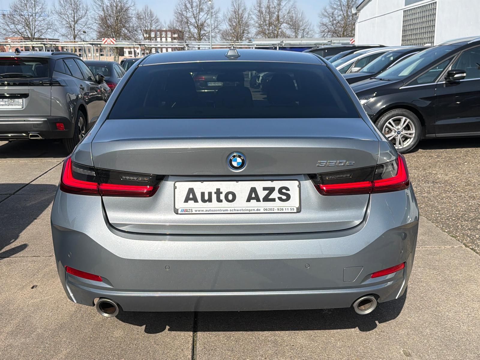 BMW 320 Facelift Limousine/1.Hd/HEAD UP/NAVI/PDC/LED foto 6