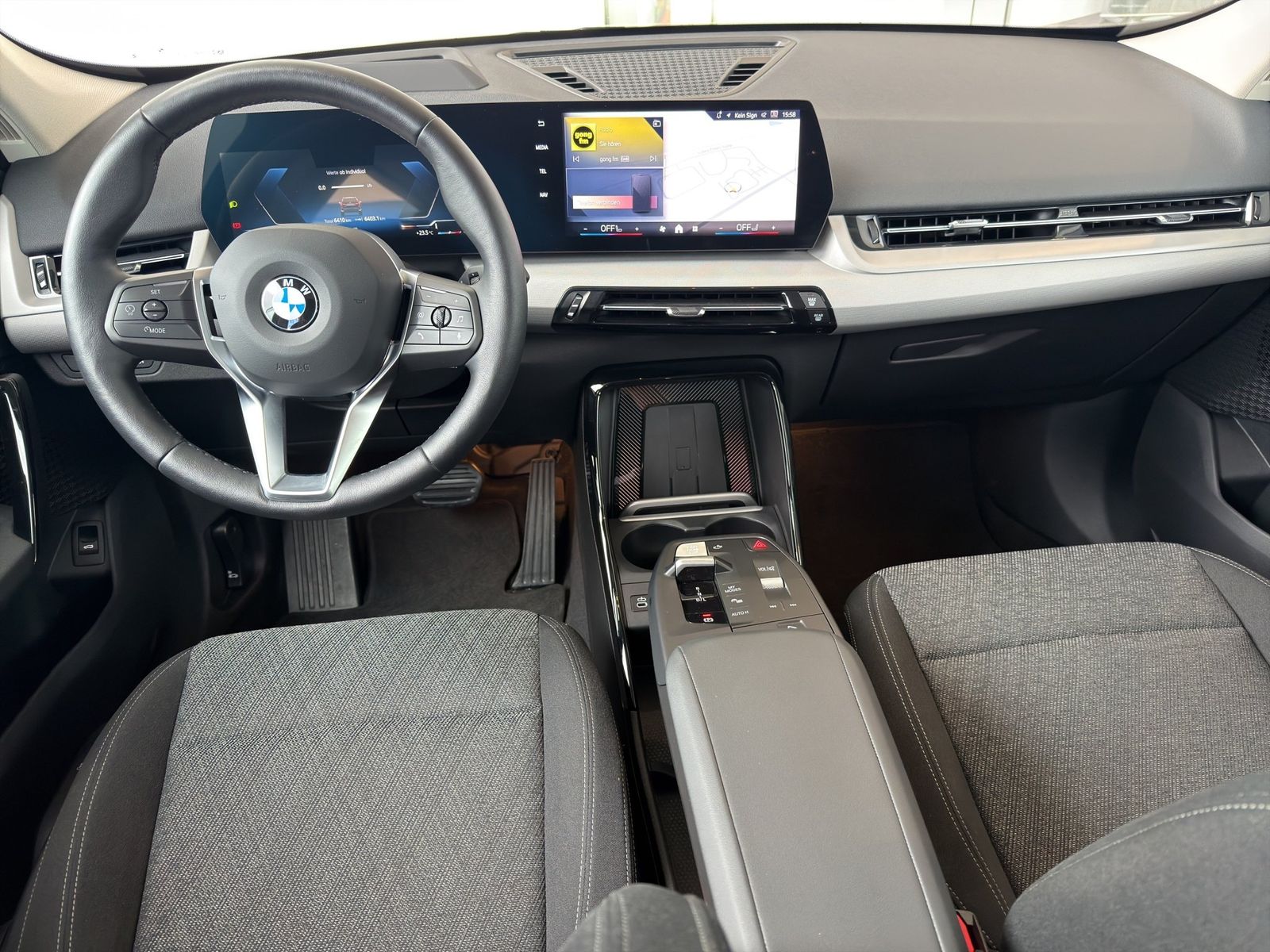 BMW X1 xDrive20d HUD.DriveA .Komfort.LED.Navi.SH foto 8