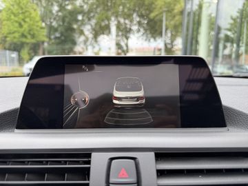 BMW 220 - 12