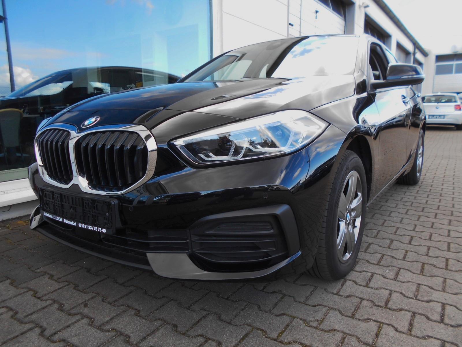 BMW 118iA 36`KM -NAVI-PDC-TEMPOMAT-CARPLAY-LED-WLAN-
