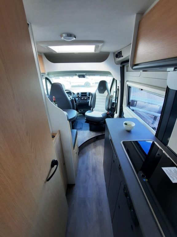 Fahrzeug Übersicht 5 Fahrzeugabbildung Sunlight Camper Van CLIFF 600 Adventure Edition Verfüg./S