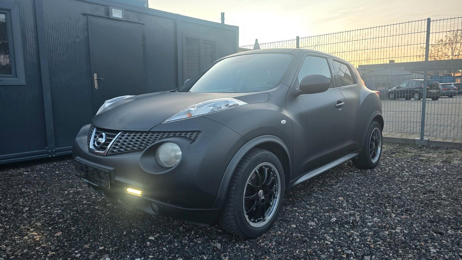 Nissan Juke Pure Black