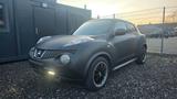 Nissan Juke Pure Black - Nissan Juke: Black