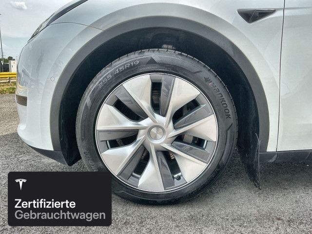Tesla Model Y Long Range AWD foto 7