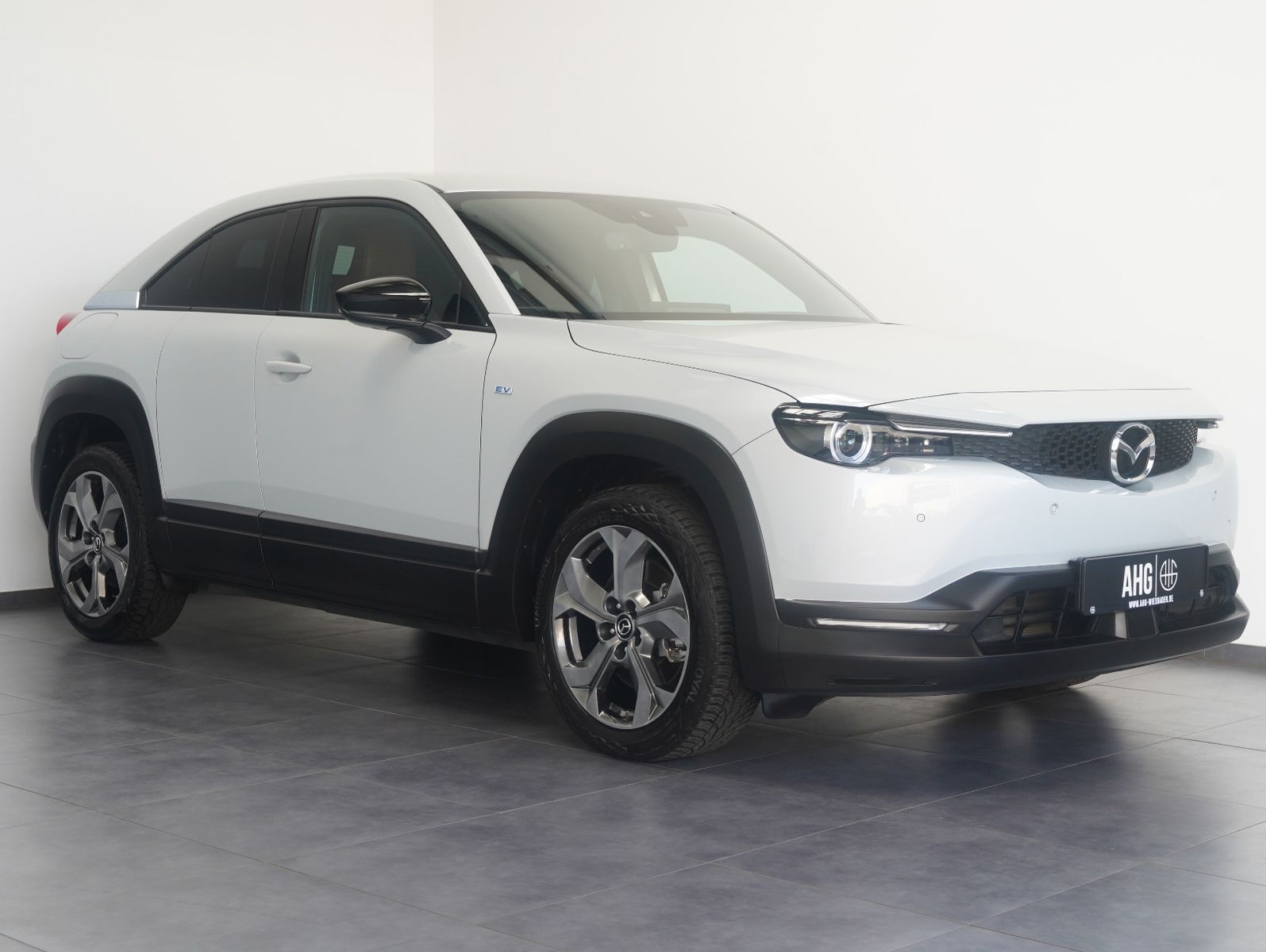 Fahrzeugabbildung Mazda MX-30 e-SKYACTIV Advantage