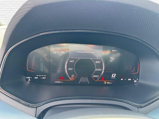 Fahrzeugabbildung SEAT Arona Xperience 1.0 TSI KLIMA LED NAVI LEDER ALU