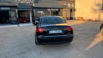 Audi A4 - 4
