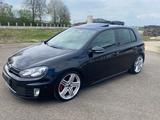 Volkswagen Golf VI GTD Kamera/Dynaudio/Schiebedach - Volkswagen Golf mit Diesel-Antrieb: Schwarz, Schiebedach, Kleinwagen