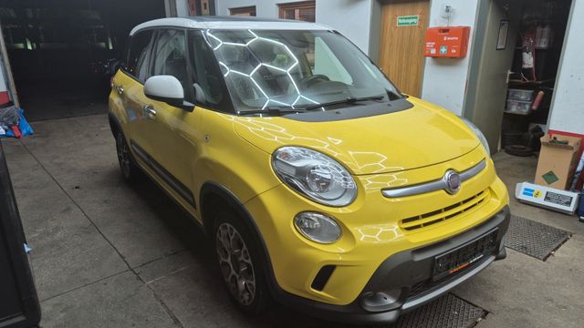 Fiat 500L Trekking Sitzheizung, Teilleder Panoramadac