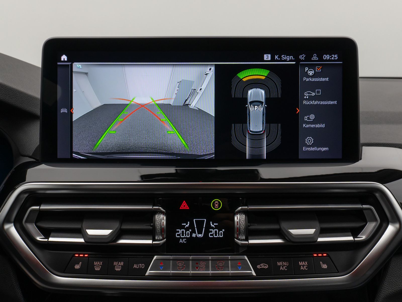 Fahrzeugabbildung BMW X3 xD20d Kamera DAB Leder Parkassis Sport 19Zoll