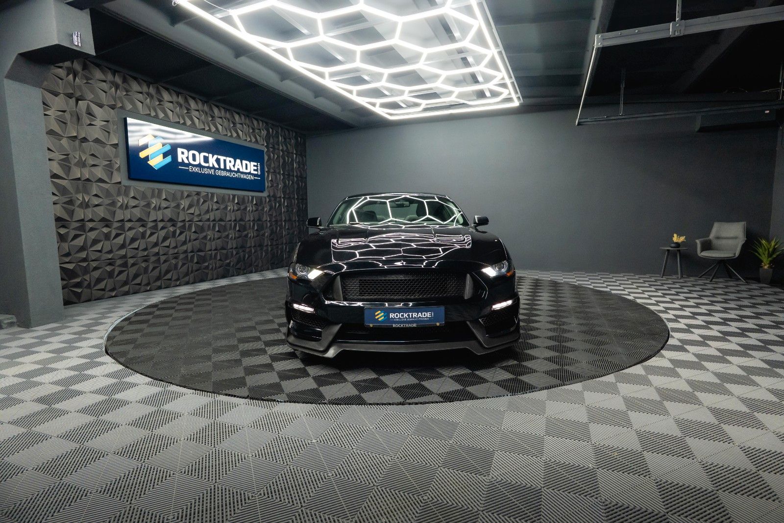Fahrzeugabbildung Ford Mustang Shelby Coupe GT 350 Package Dark Horse