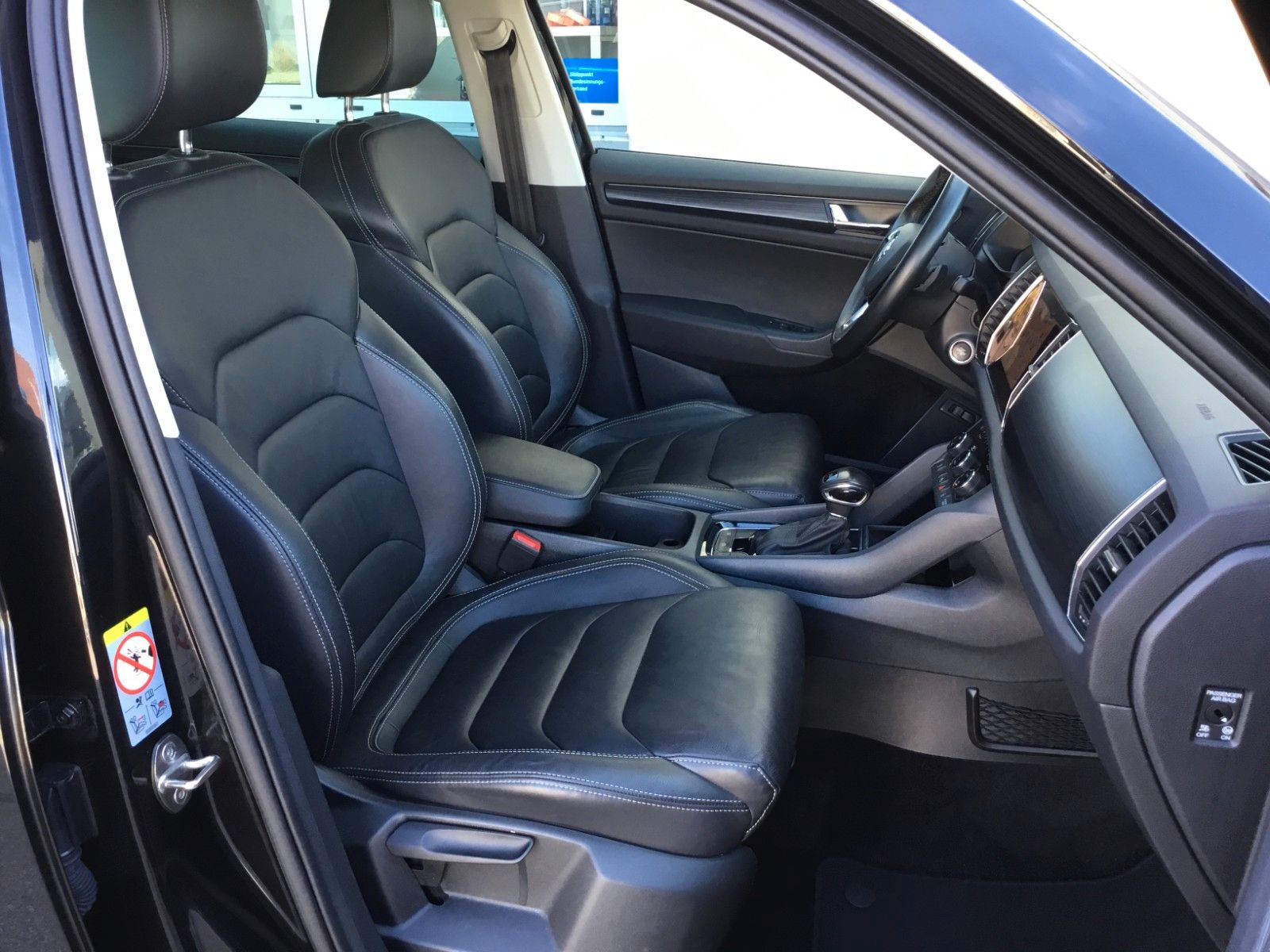 Fahrzeugabbildung SKODA Kodiaq 2.0 TDI DSG SOLEIL+Standh.+Leder+AHK