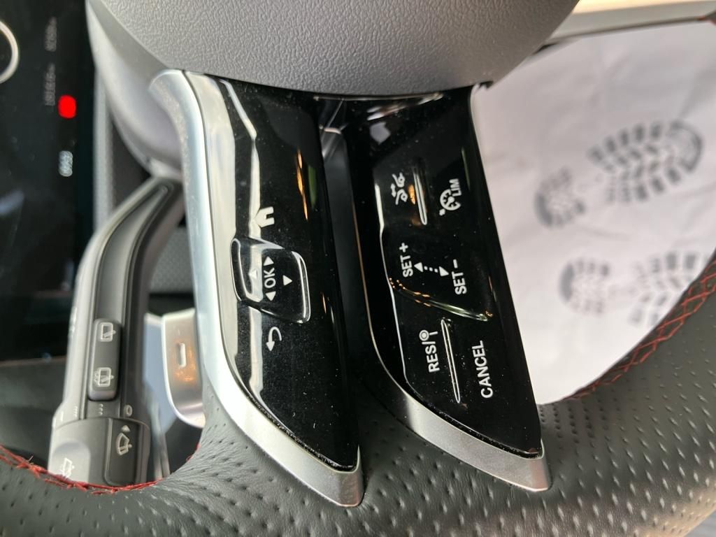 Fahrzeugabbildung Mercedes-Benz A 200 Kompaktlimousine AMG*LED*SpurH*SHZ*PDC*RFK