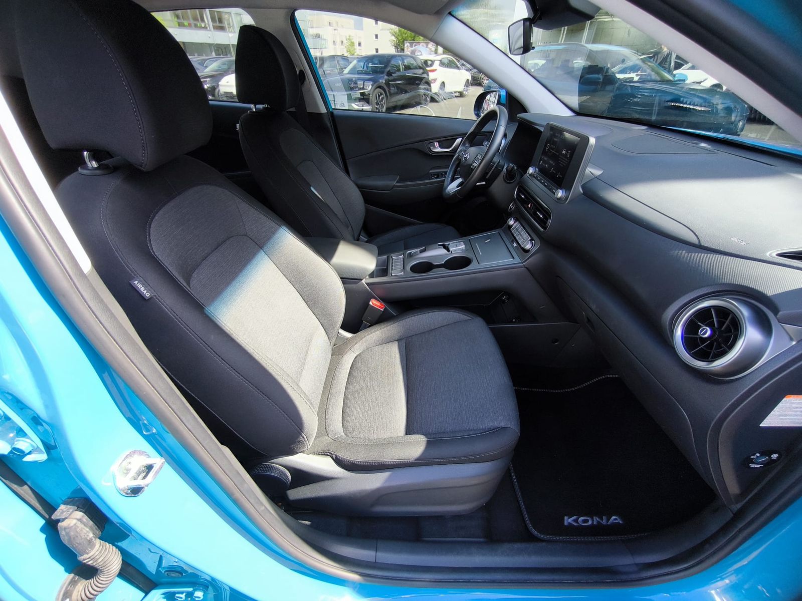 Fahrzeugabbildung Hyundai KONA Elektro LED+NAVI+KAM+TEMP+DAB+CARPL