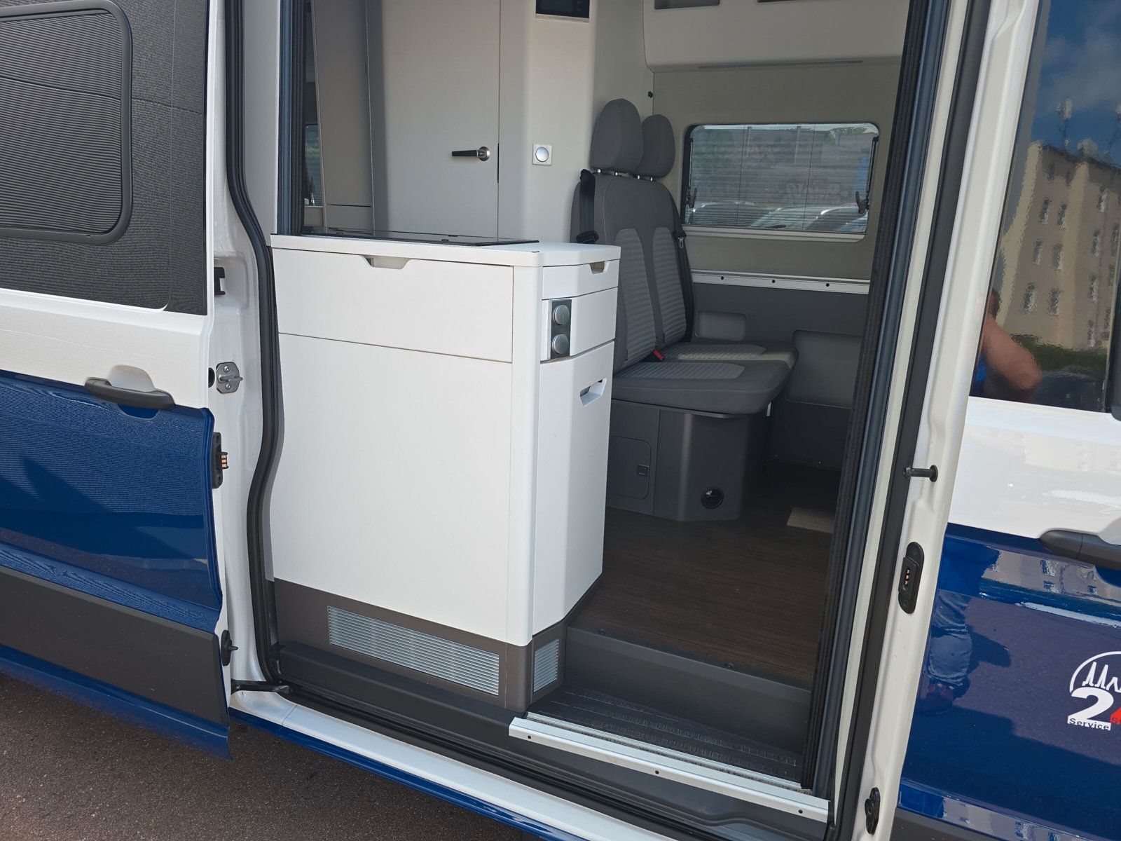 Fahrzeugabbildung Volkswagen Grand California 680 DSG LED STANDHZG AHK