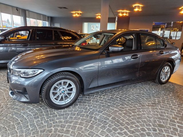 BMW 320 Baureihe 3 Lim. 320 d Sport Line