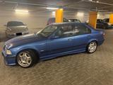 BMW M3 E36 3.2 L Limousine  - BMW aus 1998: E36