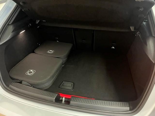 Mercedes-Benz A 250e AMG-Line Panorama Distronic Keyless Go