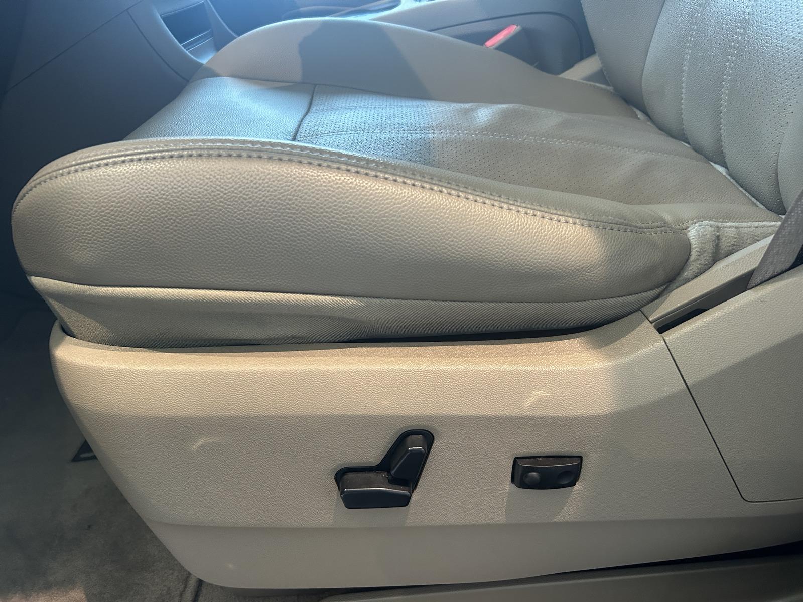 LANCIA VOYAGER 163 CH BVA - VOLANT EN CUIR - SELLERIE CUIR - 7 PLACES