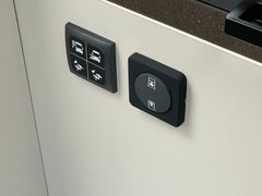 Bürstner SFT 7.0 SIGNATURE  Automatik 180PS AHK