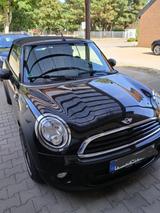 MINI Cabrio R57 one - MINI MINI aus 2011 mit Benzin-Antrieb: Cabrio