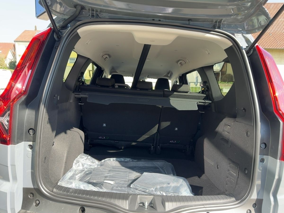 Fahrzeugabbildung Dacia Jogger Extreme+ TCe 110