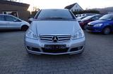 Mercedes-Benz A 180 A A 180 *Navi, EPH, SHZ, Steuerkette NEU* - gebrauchte Mercedes-Benz A 180 aus dem Jahr 2010