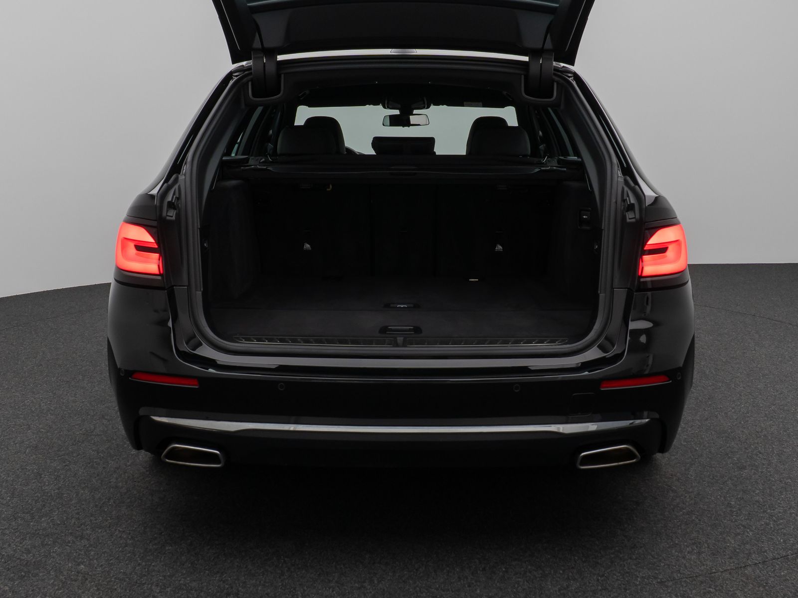 Fahrzeugabbildung BMW 520d LuxuryLine Kamera DAB CockPitPr Alarm Sport